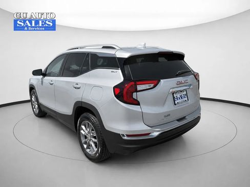 Used 2022 GMC Terrain SLT AWD/4WD image 5