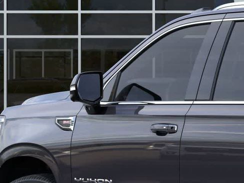 New 2026 GMC Yukon XL Elevation w/ Elevation Premium Package AWD/4WD image 12