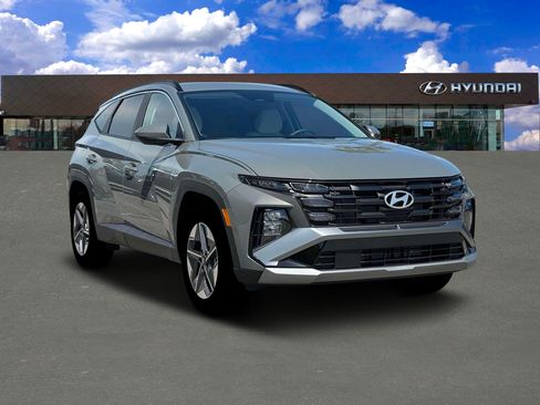New 2026 Hyundai Tucson SEL FWD image 11
