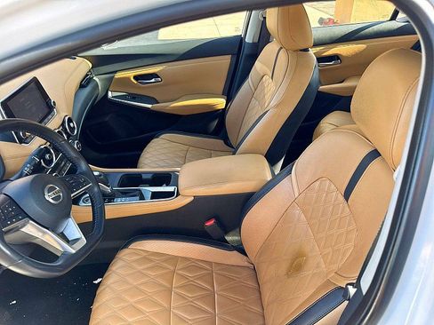 Used 2020 Nissan Sentra SV w/ SV Premium Package FWD image 10