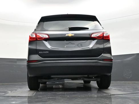 Used 2021 Chevrolet Equinox LS image 23