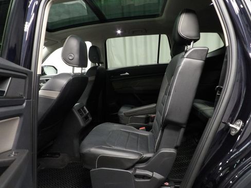 Used 2023 Volkswagen Atlas SEL R-Line AWD/4WD image 16