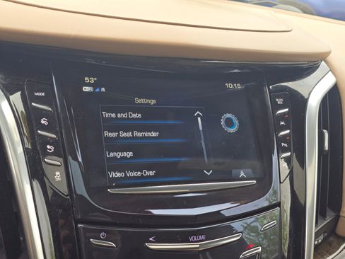 Used 2020 Cadillac Escalade Platinum AWD/4WD image 28