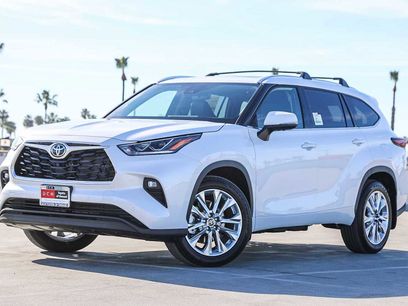 New 2026 Toyota Highlander Limited