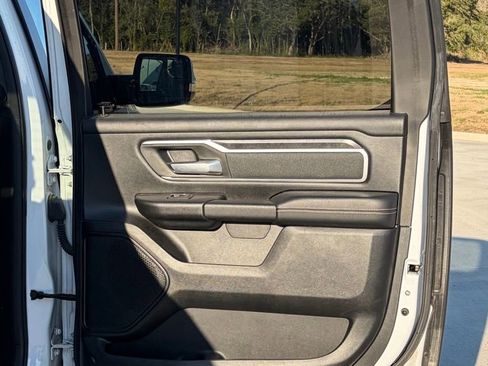 Used 2021 RAM 1500 Big Horn image 16