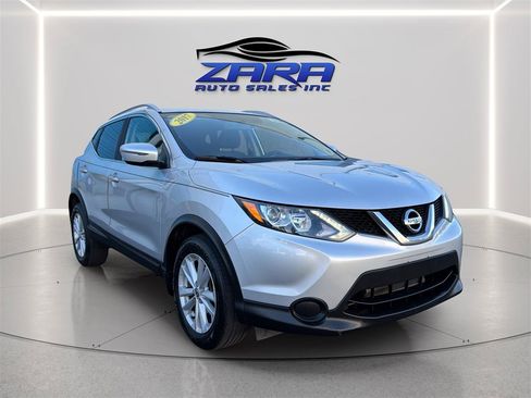 Used 2017 Nissan Rogue Sport SV AWD/4WD image 9
