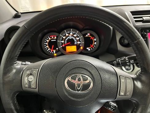 Used 2012 Toyota RAV4 Limited w/ Navigation Value Pkg AWD/4WD image 11