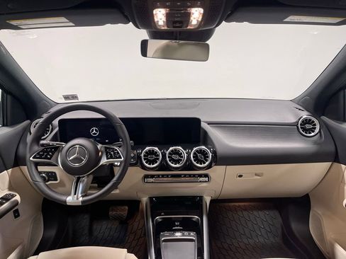 Used 2026 Mercedes-Benz GLA 250 4MATIC image 30