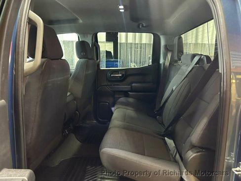 Used 2024 GMC Sierra 1500 Pro w/ Graphite Edition AWD/4WD image 15