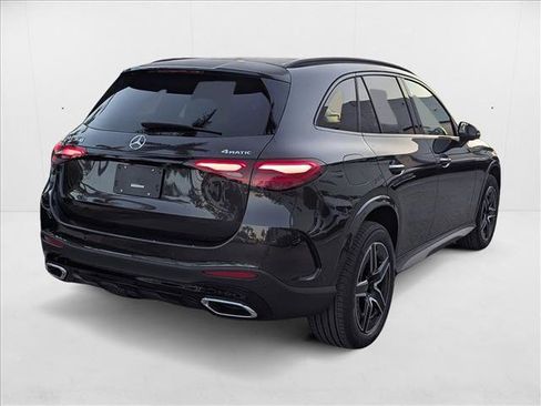 Used 2026 Mercedes-Benz GLC 300 4MATIC image 2