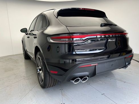 Used 2025 Porsche Macan image 3