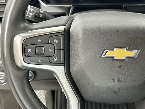 Used 2023 Chevrolet Silverado 1500 LT AWD/4WD image 20