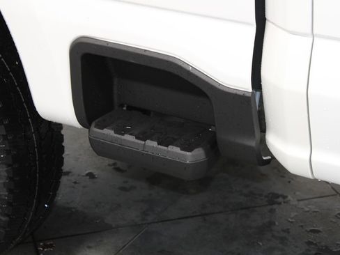 New 2026 Ford F250 Platinum AWD/4WD image 16