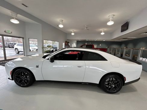 New 2026 Dodge Charger Scat Pack w/ Blacktop Package AWD/4WD image 6