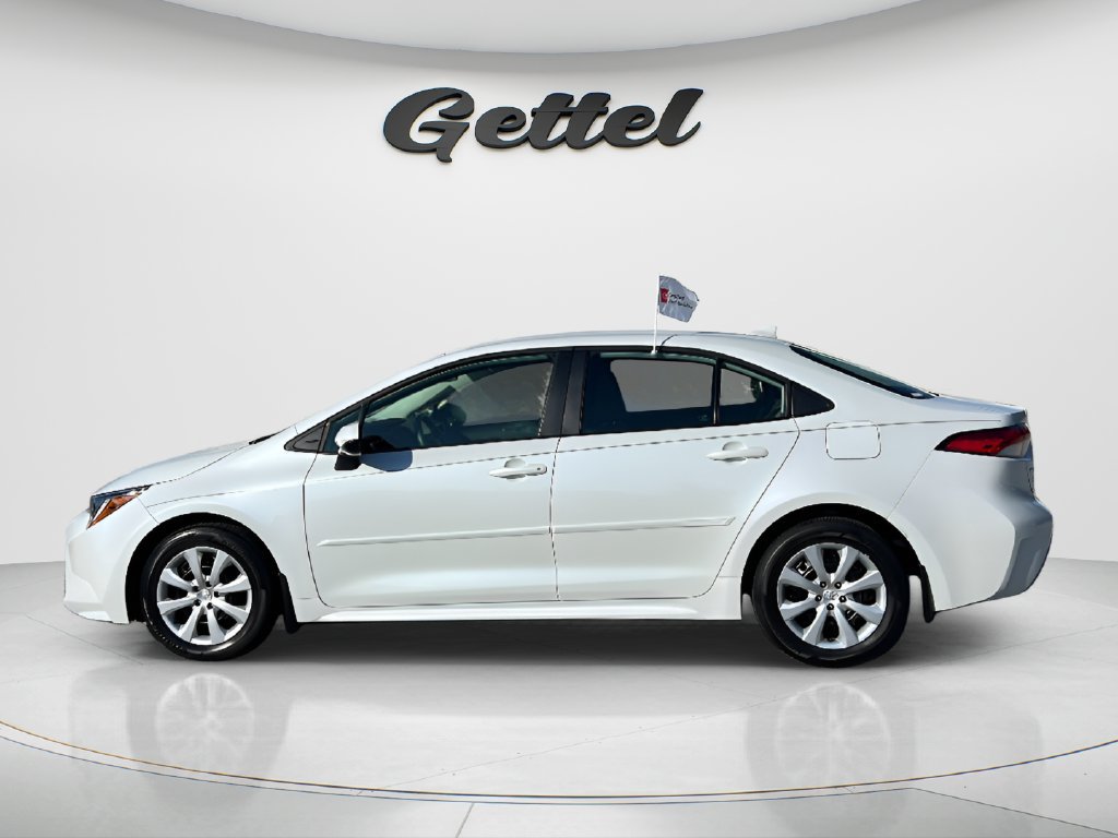 Used 2024 Toyota Corolla LE FWD image 8