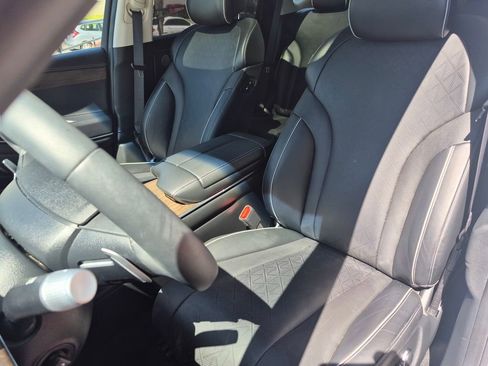 Used 2025 Genesis GV80 2.5T Prestige image 22