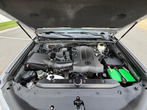 Used 2015 Toyota 4Runner SR5 Premium image 21