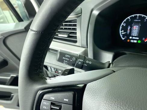 Certified 2026 Honda Odyssey EX-L image 17