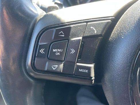 Used 2016 Jaguar F-TYPE Convertible RWD image 16