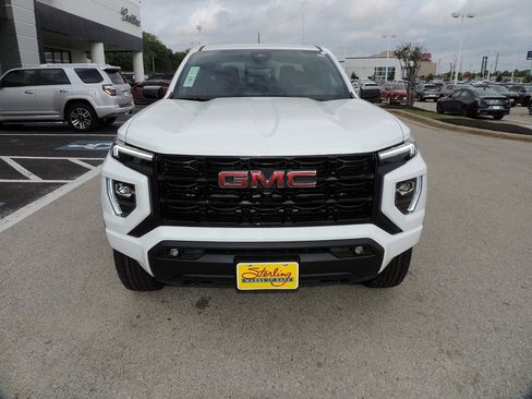 New 2026 GMC Canyon Elevation w/ Convenience Package RWD image 2