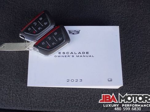 Used 2023 Cadillac Escalade V AWD/4WD image 31