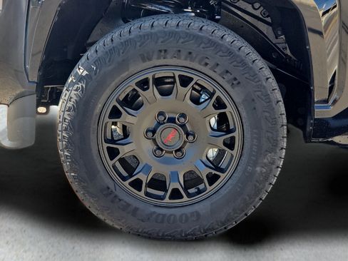 New 2026 Toyota Tacoma SR5 AWD/4WD image 9