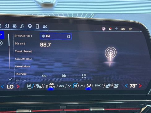 Used 2025 Chevrolet Silverado EV RST AWD/4WD image 29