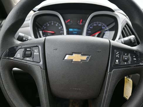 Used 2013 Chevrolet Equinox LS image 16