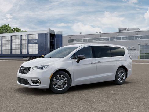 New 2026 Chrysler Pacifica Select image 10