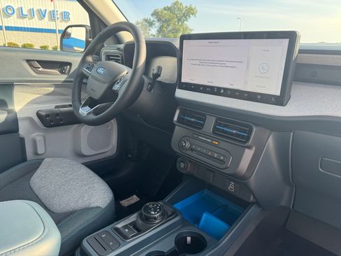 Used 2025 Ford Maverick XLT w/ XLT Luxury Package image 23