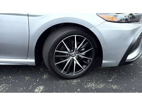 Certified 2024 Toyota Camry SE FWD image 10