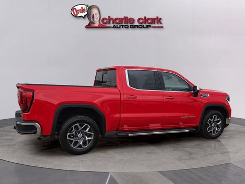 New 2026 GMC Sierra 1500 SLE w/ Preferred Package RWD image 6