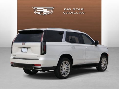 Certified 2024 Cadillac Escalade Premium Luxury RWD image 5