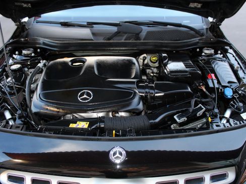 Used 2020 Mercedes-Benz GLA 250 image 7