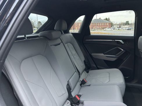 Certified 2025 Audi Q3 2.0T Premium w/ Convenience Package image 26