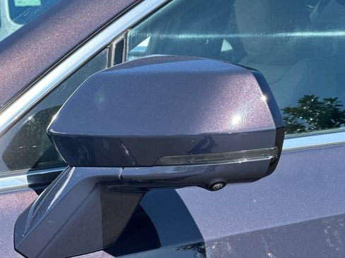 Used 2025 Cadillac XT4 Premium Luxury image 50