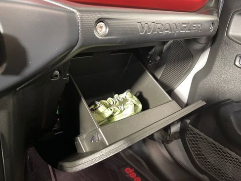 Used 2019 Jeep Wrangler Rubicon image 24