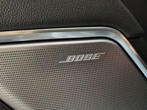 Used 2025 Chevrolet Silverado 1500 High Country w/ Technology Package image 11