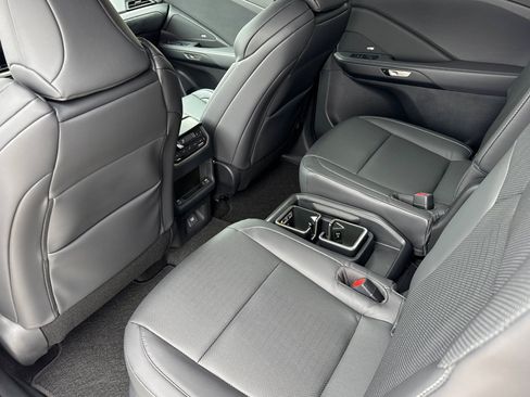 New 2026 Lexus TX 500h AWD image 24