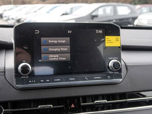 New 2025 Mitsubishi Outlander ES image 36