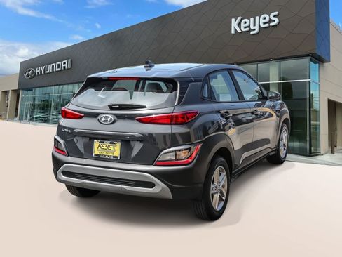 Certified 2023 Hyundai Kona SE FWD image 4