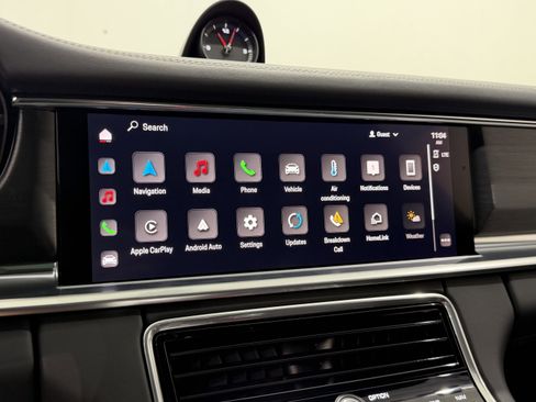 Certified 2023 Porsche Panamera 4 Platinum Edition AWD/4WD image 44