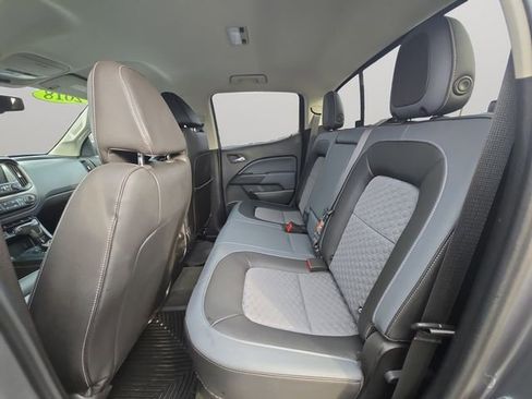 Used 2018 Chevrolet Colorado Z71 image 12