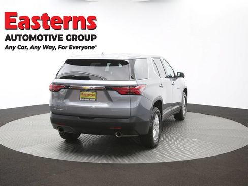 Used 2023 Chevrolet Traverse LS FWD image 38