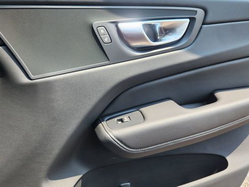 New 2025 Volvo XC60 B5 Plus w/ Protection Package Premier image 19