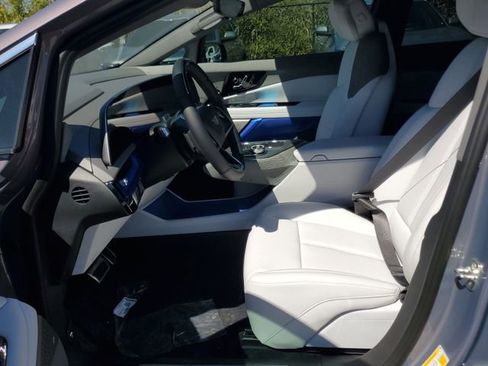 New 2026 Cadillac Optiq Luxury 1 image 8