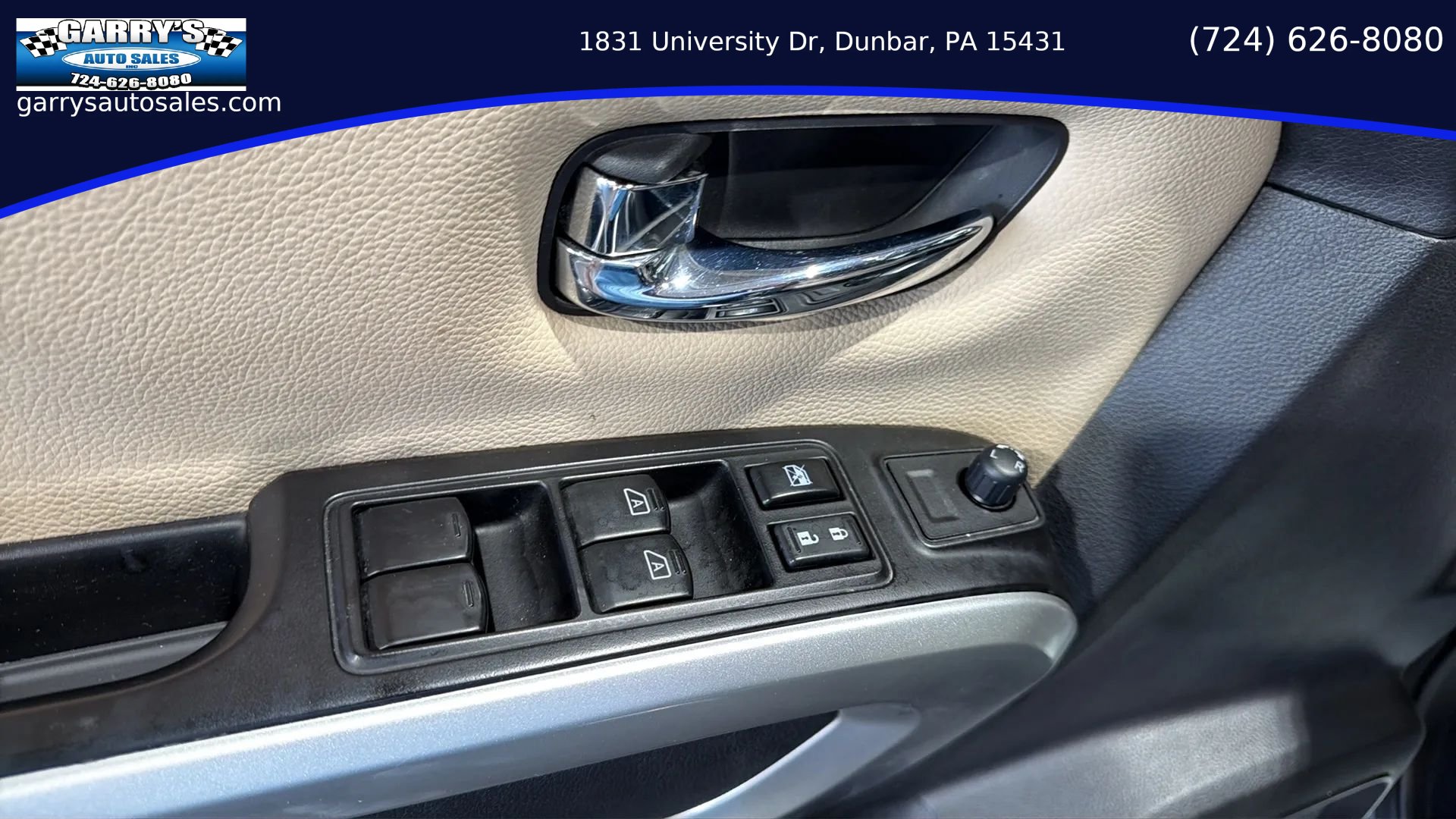 Used 2018 Nissan Titan SV w/ SV Convenience Package AWD/4WD image 17