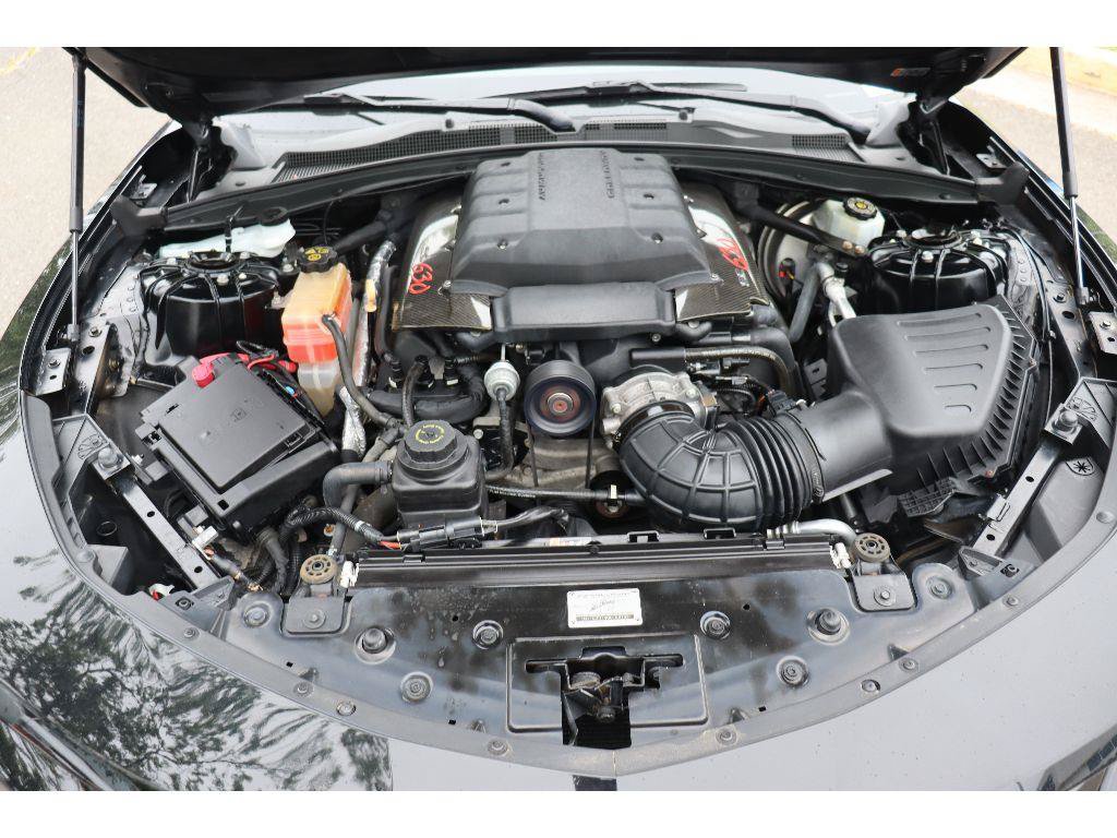 Used 2016 Chevrolet Camaro SS RWD image 33
