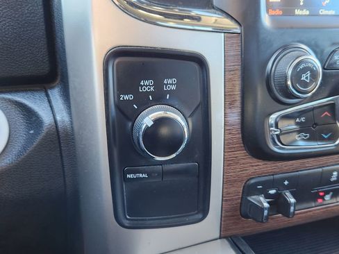 Used 2018 RAM 2500 Laramie image 22