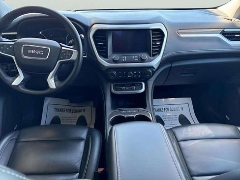 Used 2023 GMC Acadia SLT image 7